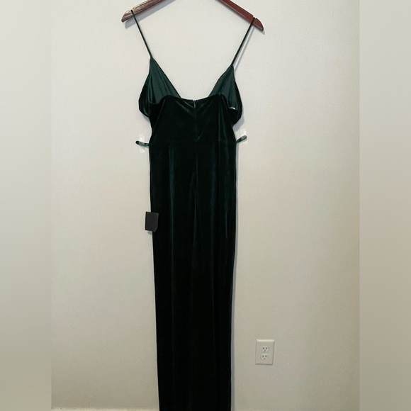 Lulu’s Kylinna Forest Green Jumpsuit L NWT missing belt! - Picture 5 of 6